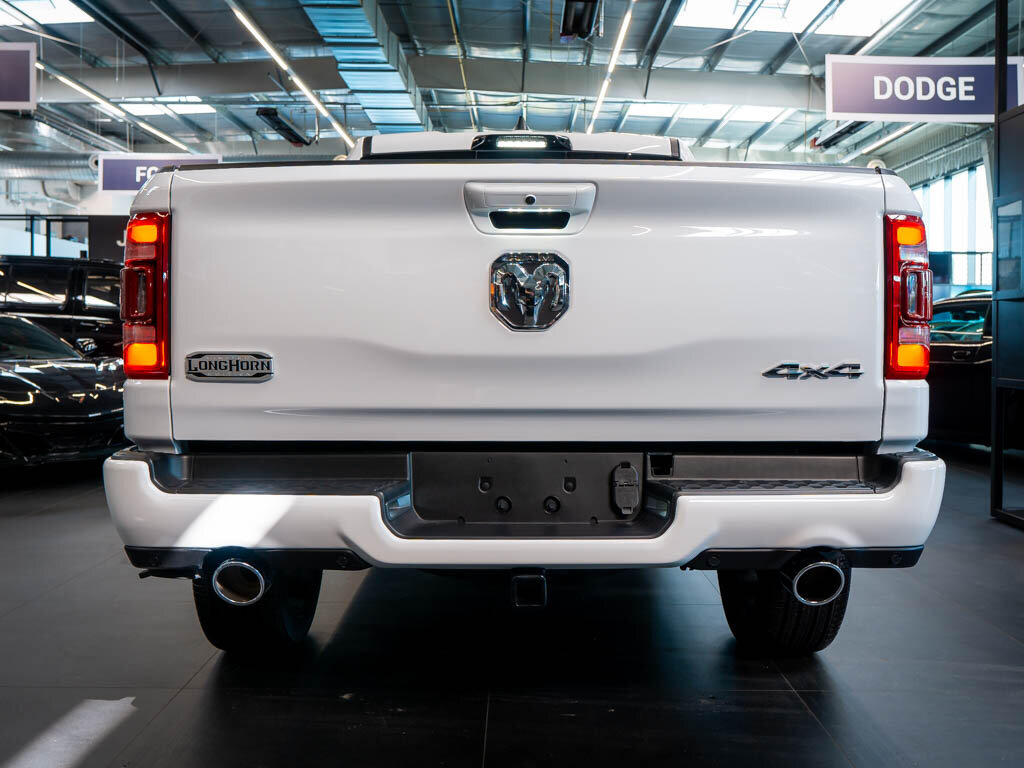 Dodge RAM Pick-up 5,7 l 291 kw