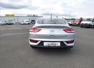 Hyundai i30 Liftback 1,6 l 100 kw