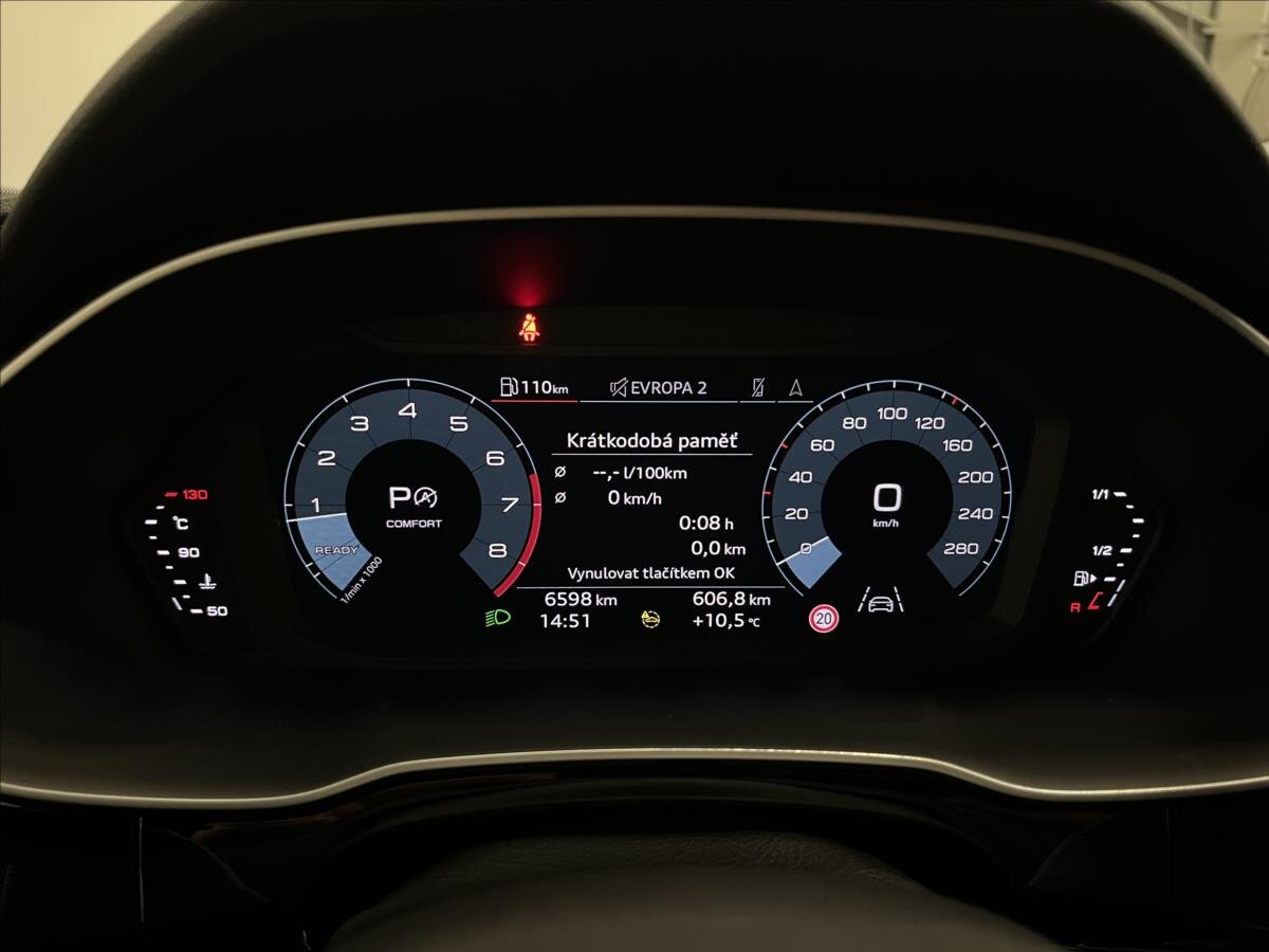 Audi Q3 SUV / Terénní 1,5 l 110 kw