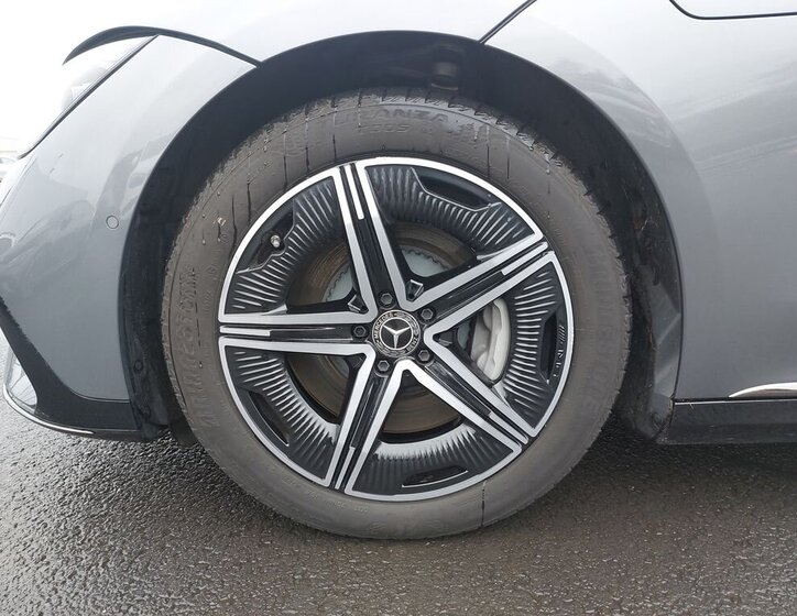 Mercedes-Benz EQE 26