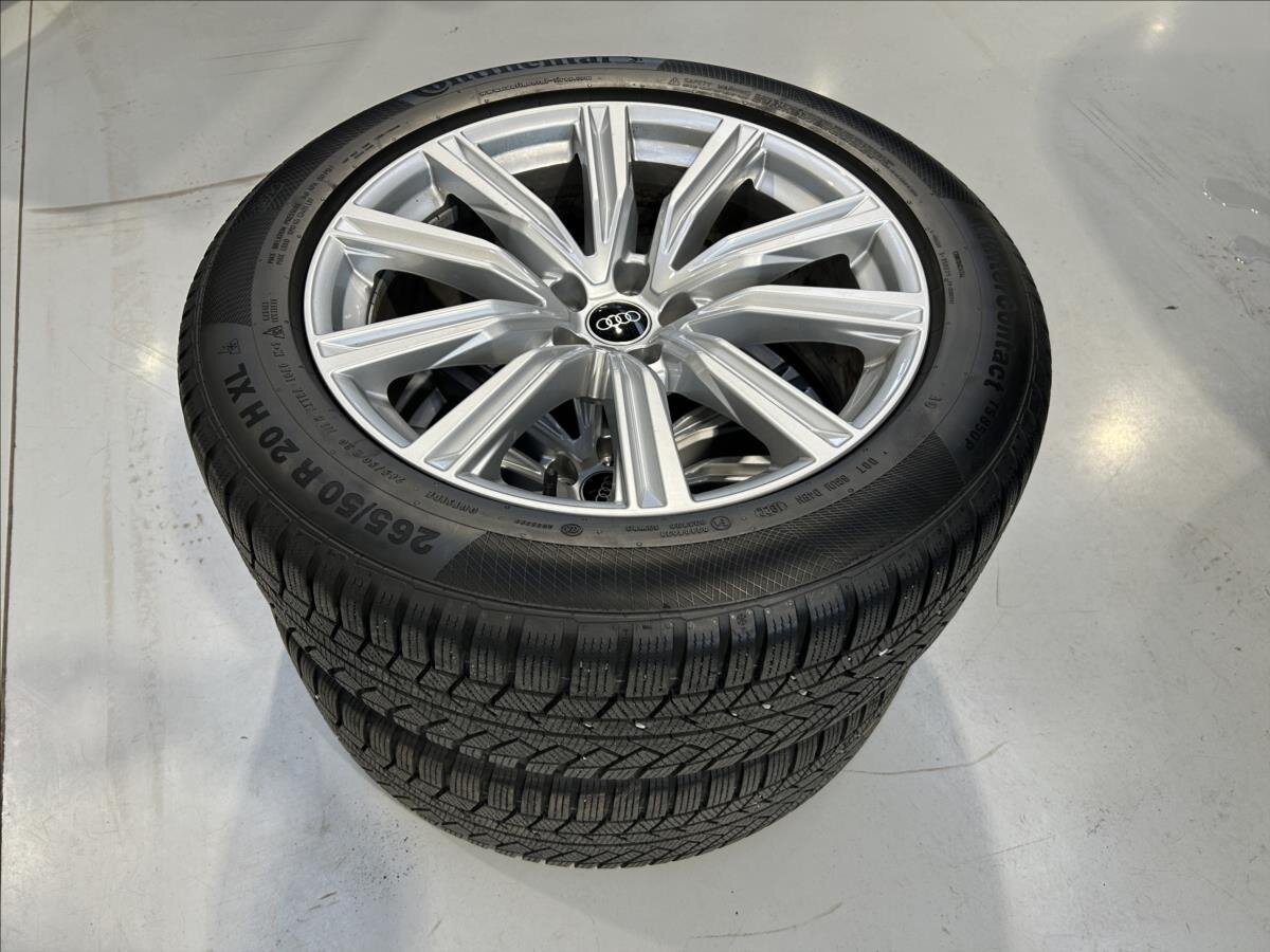 Audi Q8 SUV / Terénní 3,0 l 250 kw