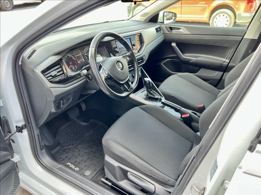 Volkswagen Polo Hatchback 999,0 70 kw