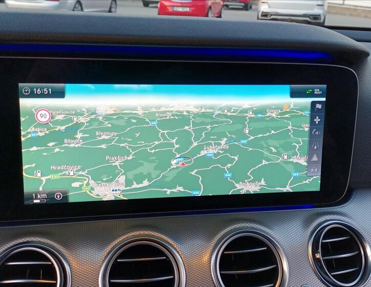 Mercedes-Benz Třídy E Kombi 3,0 l 190 kw