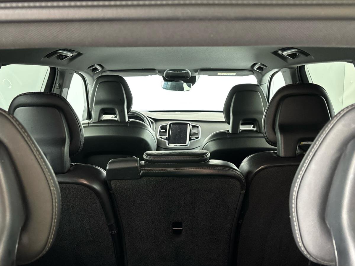 Volvo XC90 SUV / Terénní 2,0 l 173 kw