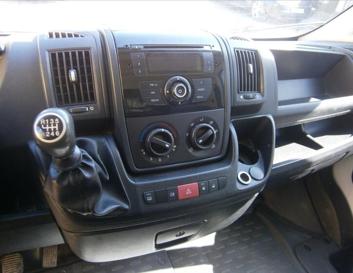 Peugeot Boxer Ostatní 2,2 l 81 kw