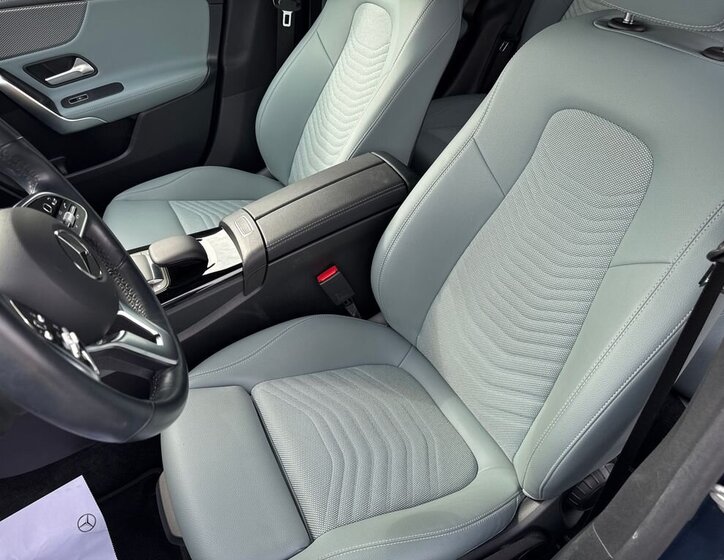 Mercedes-Benz CLA Sedan / Limuzína 1,3 l 100 kw