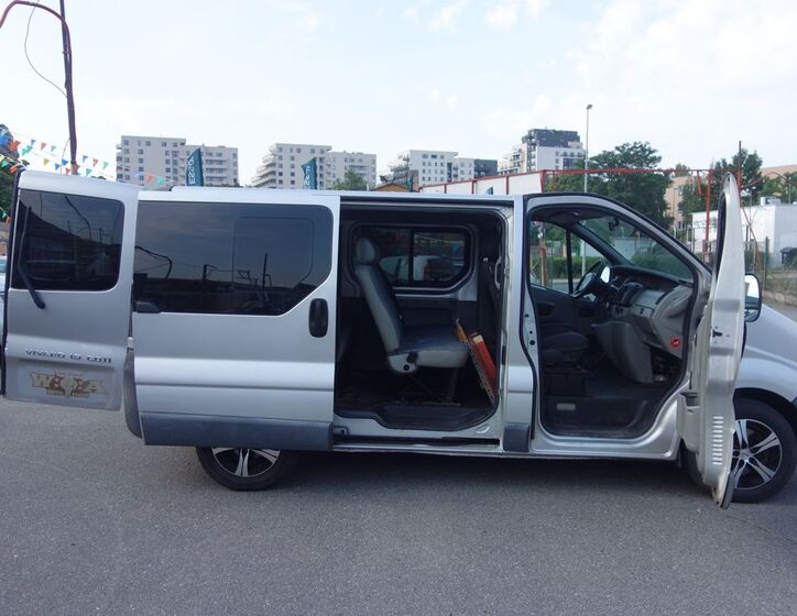 Renault Trafic 9
