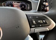 Volkswagen T-Roc 12