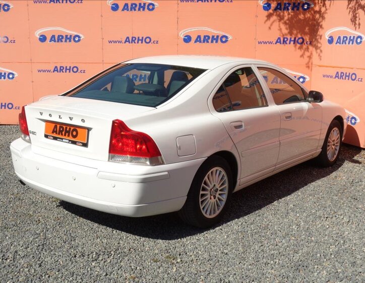 Volvo S60 Sedan / Limuzína 2,4 l 93 kw