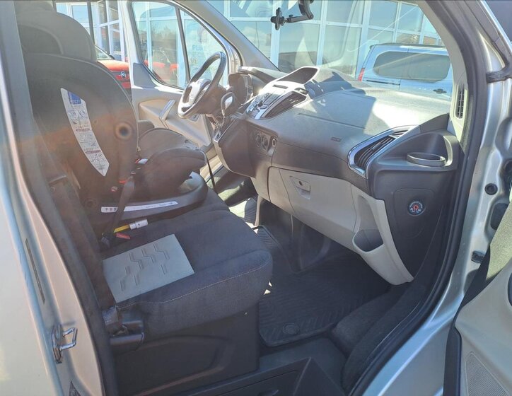 Ford Tourneo Custom Ostatní 2,0 l 96 kw