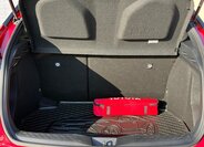 Toyota C-HR SUV 1,8 l 72 kw