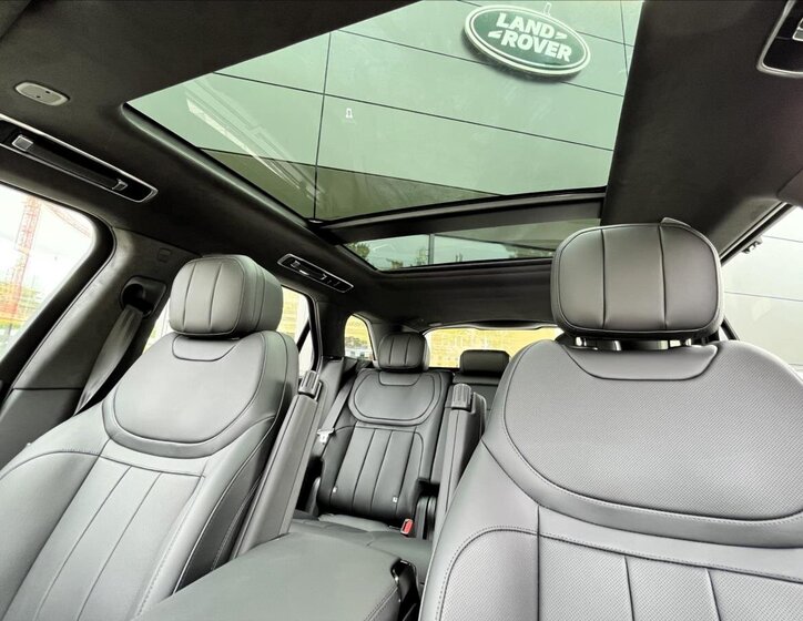 Land Rover Range Rover Sport SUV 4,4 l 390 kw