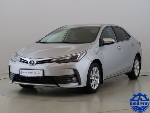 Toyota Corolla Sedan / Limuzína 1,6 l 97 kw