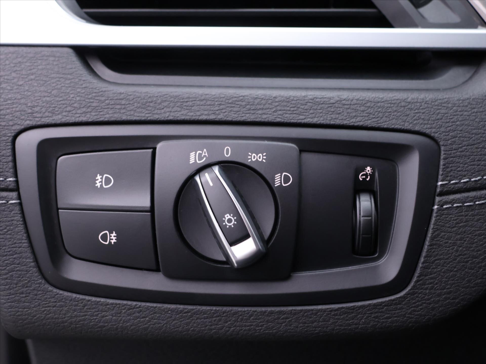 BMW X1 SUV 1,5 l 100 kw