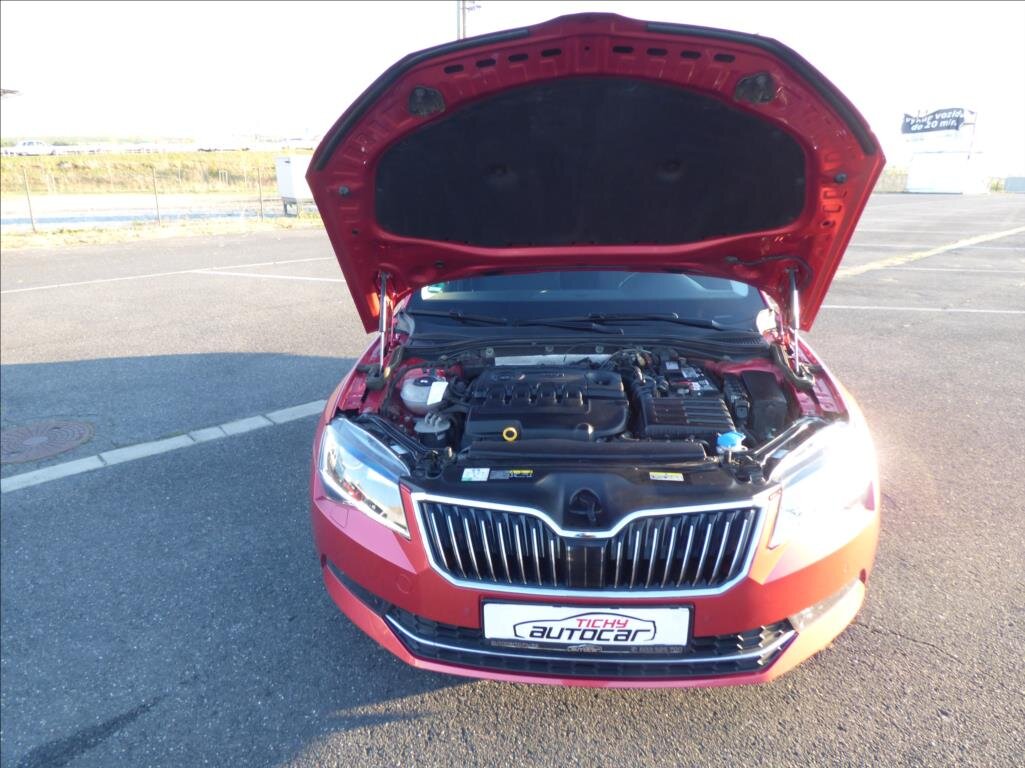Škoda Superb Kombi 2,0 l 110 kw