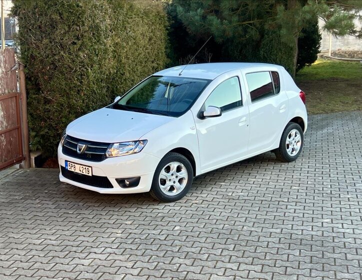Dacia Sandero Hatchback 1,1 l 55 kw