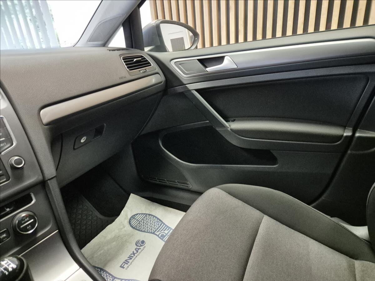 Volkswagen Golf Hatchback 1,2 l 81 kw