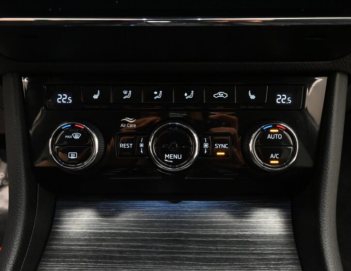 Škoda Superb Kombi 2,0 l 110 kw