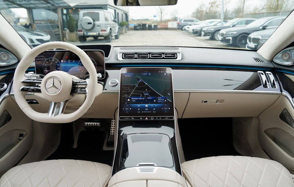 Mercedes-Benz Třídy S Sedan / Limuzína 3,0 l 320 kw