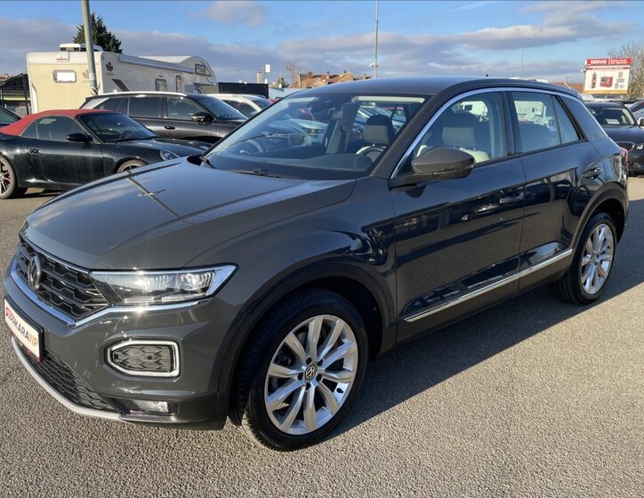 Volkswagen T-Roc SUV 2,0 l 110 kw