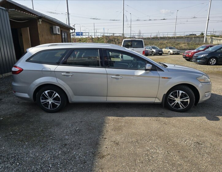 Ford Mondeo Kombi 2,0 l 96 kw