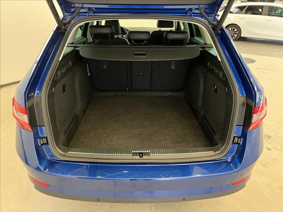 Škoda Superb Kombi 2,0 l 110 kw