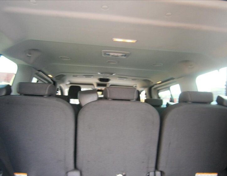 Ford Tourneo Custom Kombi 2,0 l 96 kw