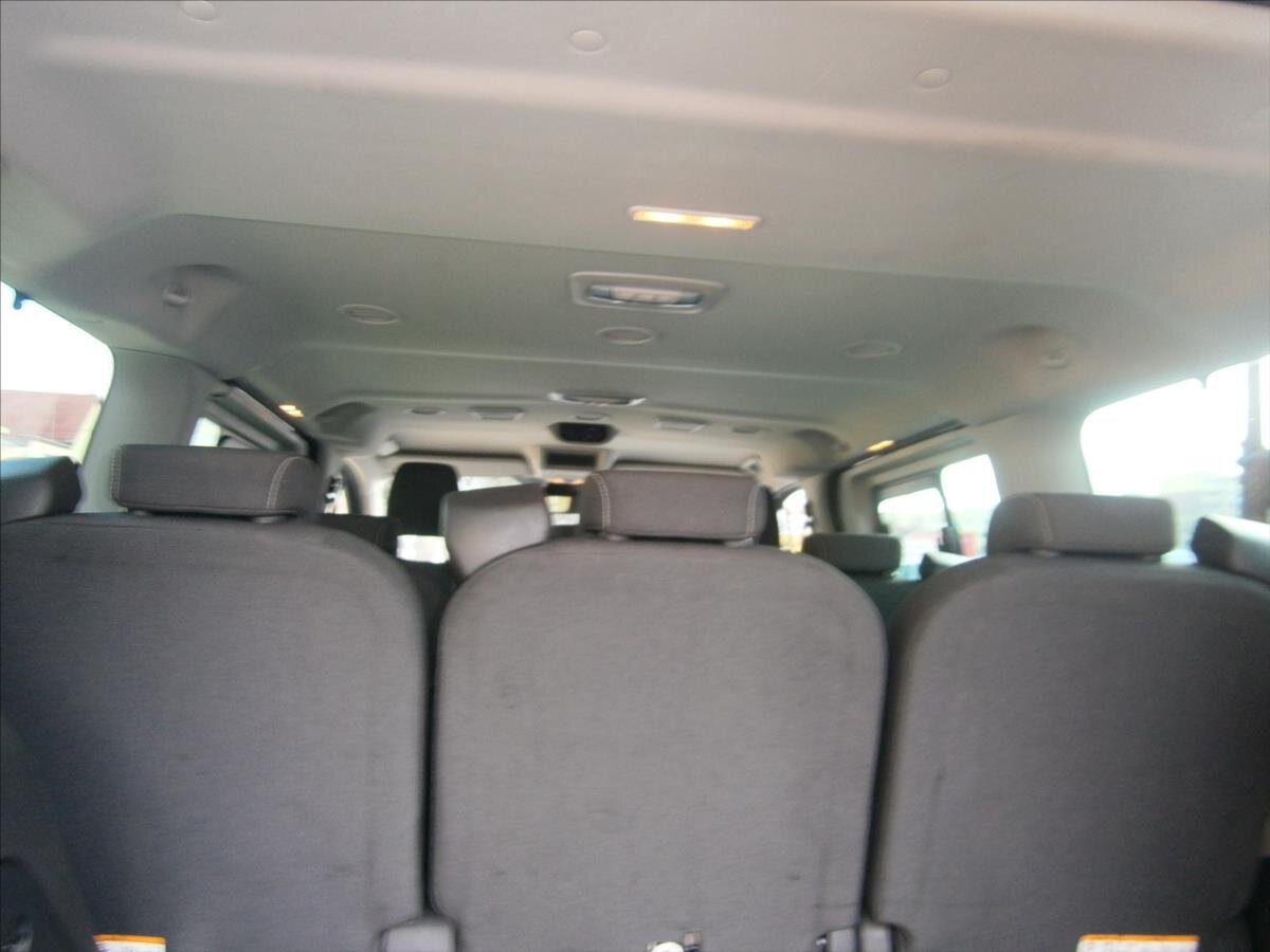 Ford Tourneo Custom Kombi 2,0 l 96 kw