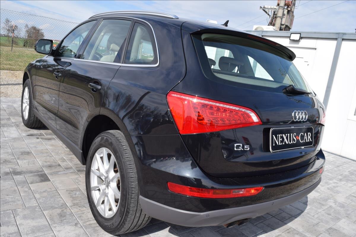 Audi Q5 SUV / Terénní 2,0 l 105 kw