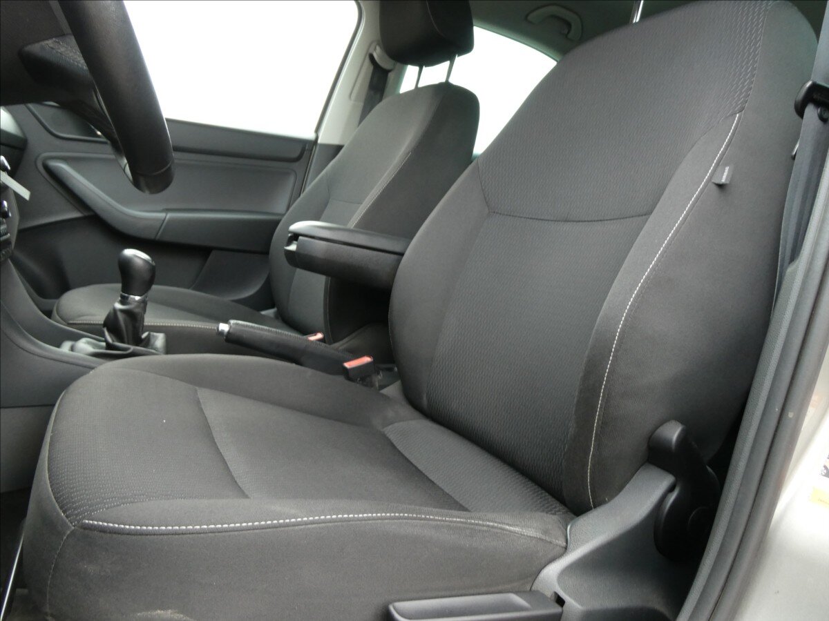 Škoda Rapid Sedan / Limuzína 1,2 l 77 kw