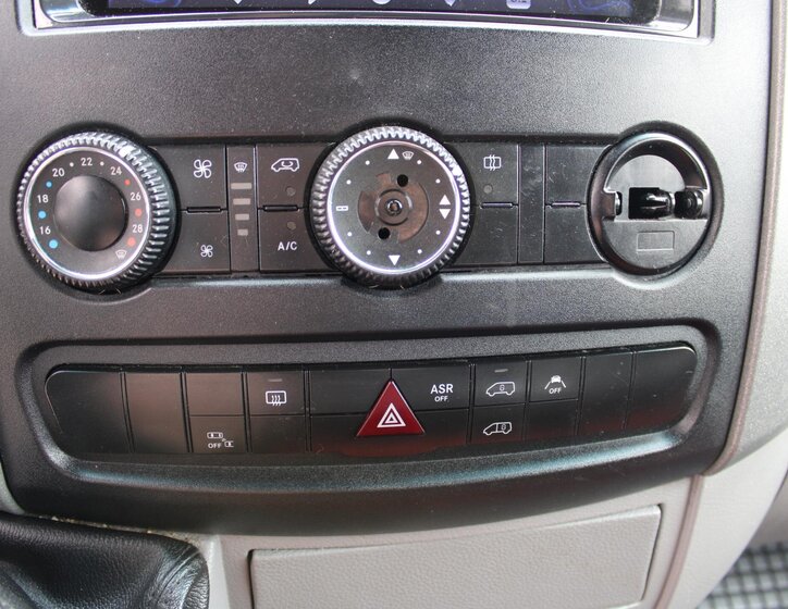 Mercedes-Benz Sprinter Ostatní 3,0 l 140 kw