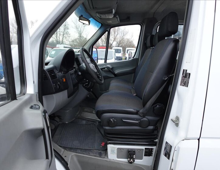 Mercedes-Benz Sprinter Sklápěč 2,1 l 95 kw