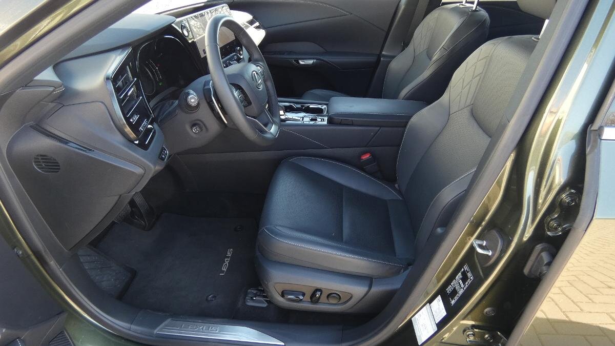 Lexus RX 350h SUV / Terénní 2,5 l 140 kw