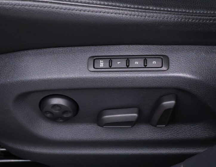 Volkswagen Sharan MPV 2,0 l 130 kw