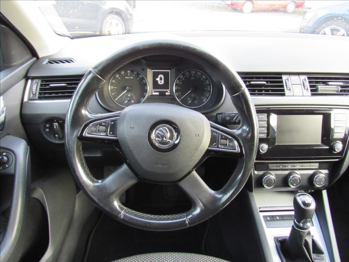 Škoda Octavia Kombi 1,6 l 77 kw