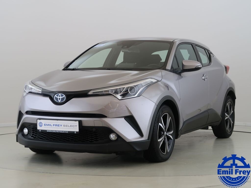 Toyota C-HR SUV / Terénní 1,8 l 72 kw