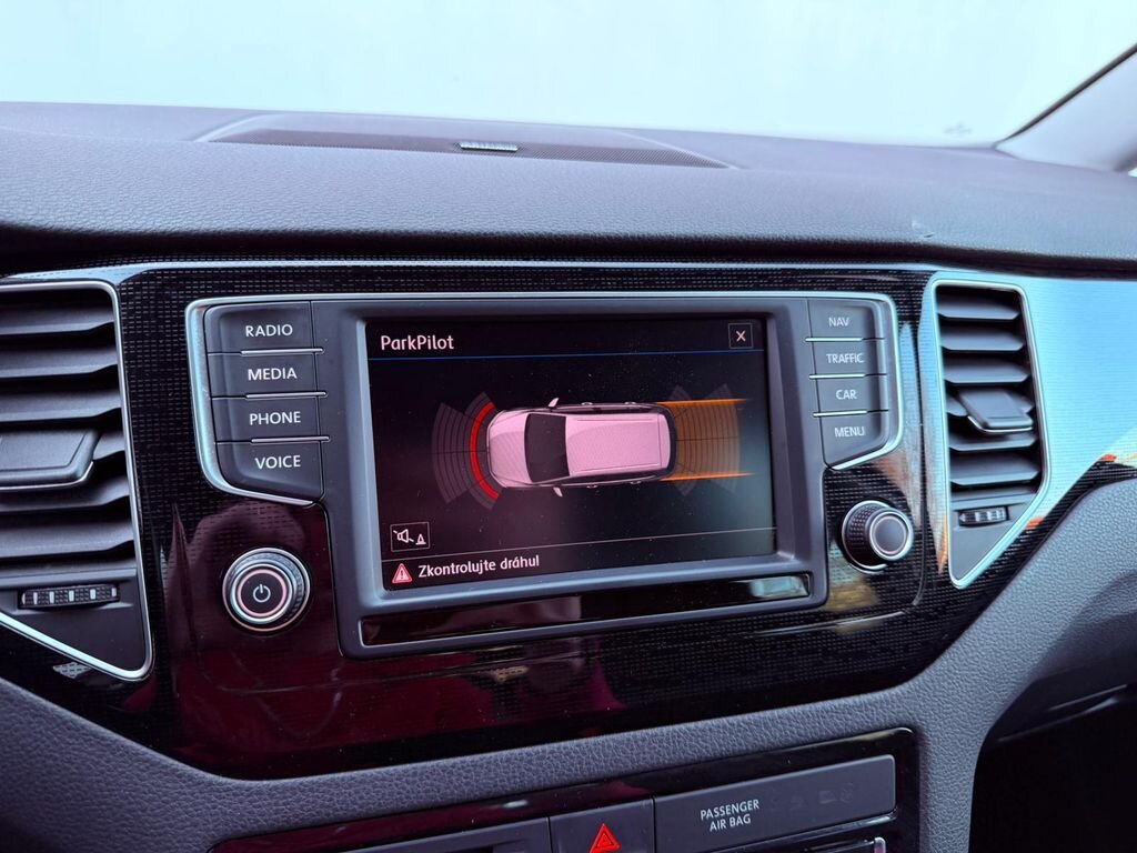 Volkswagen Golf Sportsvan Kombi 1,4 l 92 kw