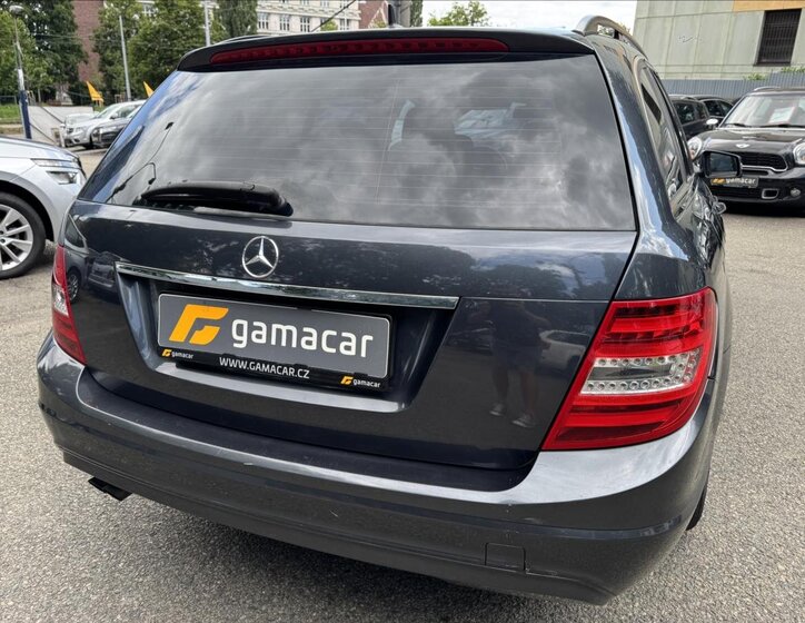 Mercedes-Benz Třídy C Kombi 2,1 l 88 kw