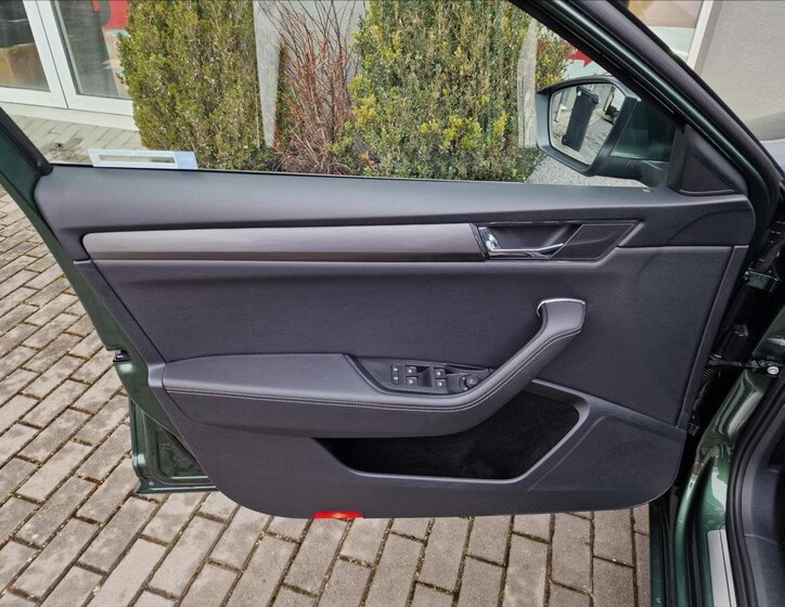 Škoda Superb Sedan 2,0 l 110 kw