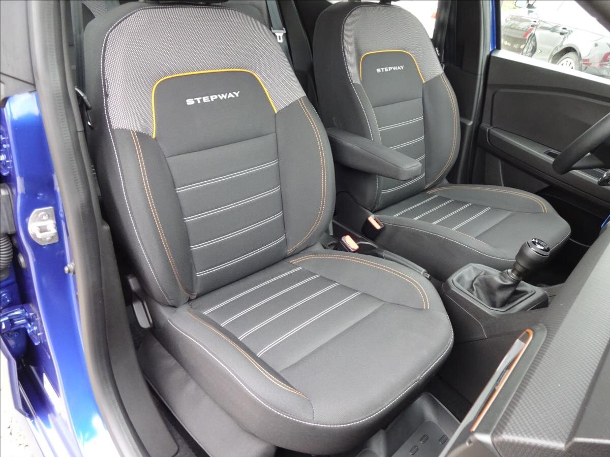 Dacia Sandero Hatchback 999,0 67 kw