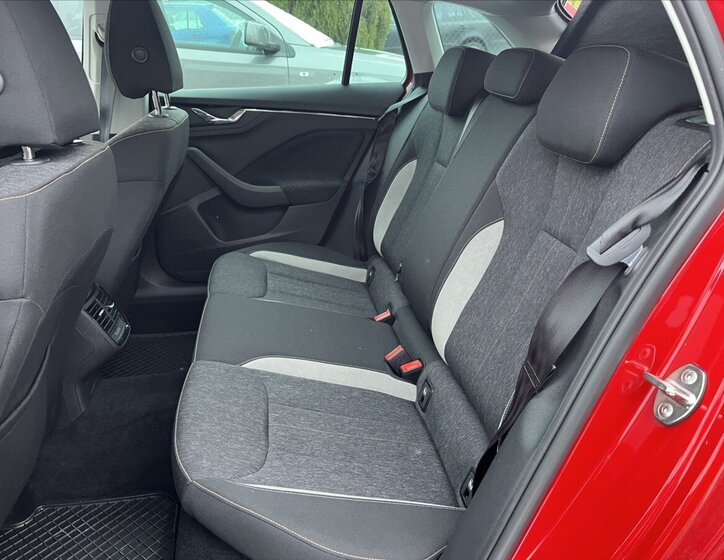 Škoda Scala Hatchback 1,5 l 110 kw