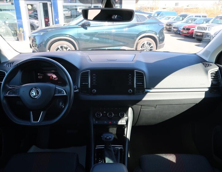 Škoda Karoq SUV / Terénní 1,6 l 85 kw