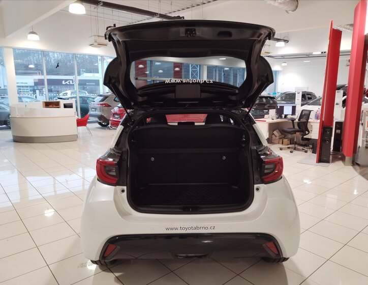 Toyota Yaris Hatchback 1,5 l 96 kw