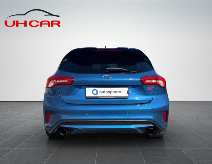 Ford Focus Hatchback 2,3 l 206 kw