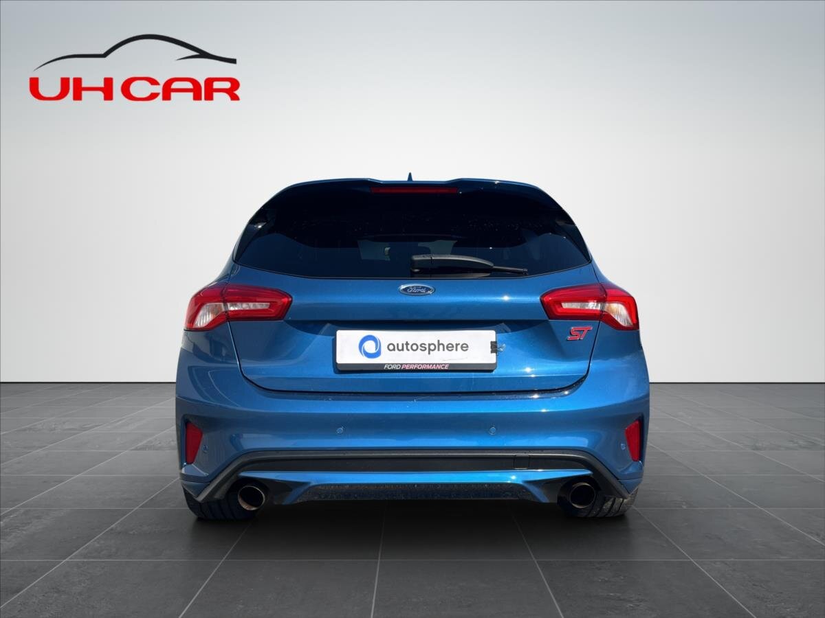 Ford Focus Hatchback 2,3 l 206 kw