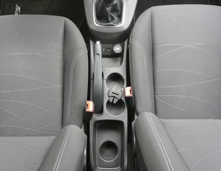 Ford Fiesta Hatchback 998,0 74 kw