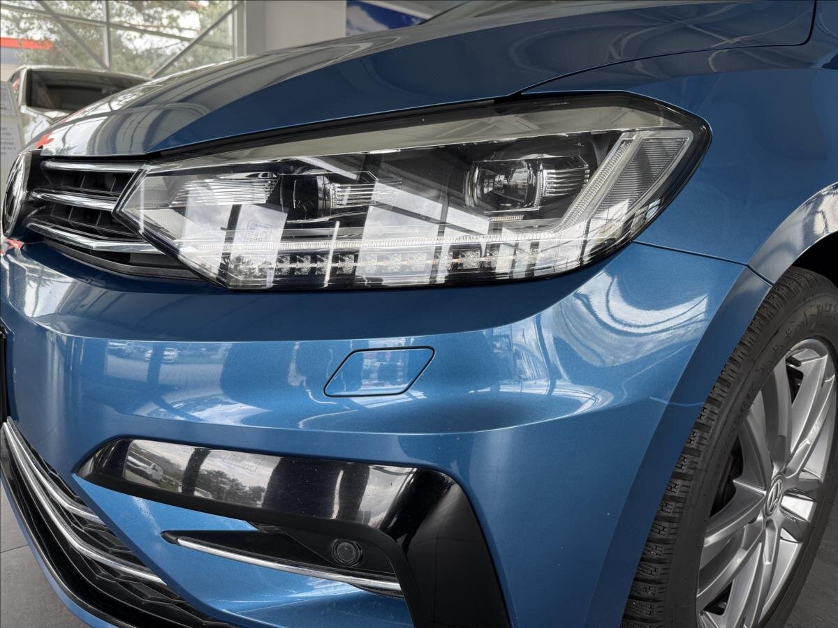 Volkswagen Touran Kombi 1,5 l 110 kw