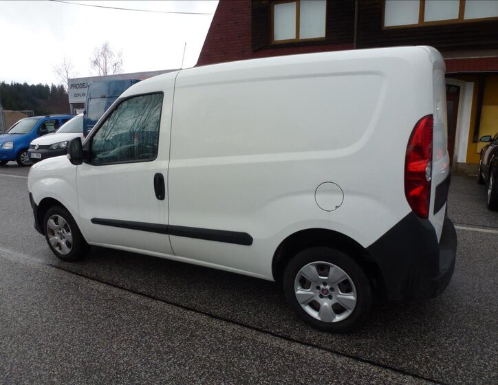 Fiat Dobló 17