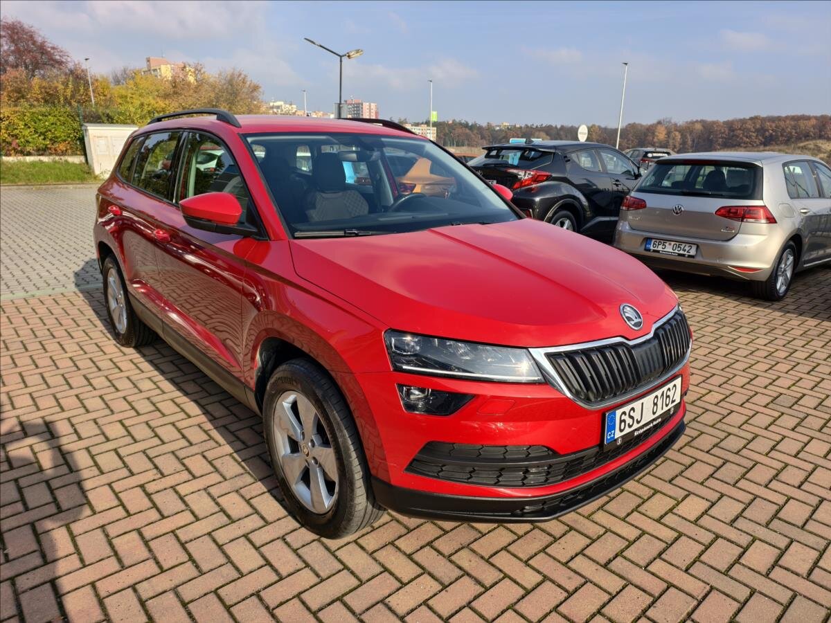Škoda Karoq SUV / Terénní 1,5 l 110 kw