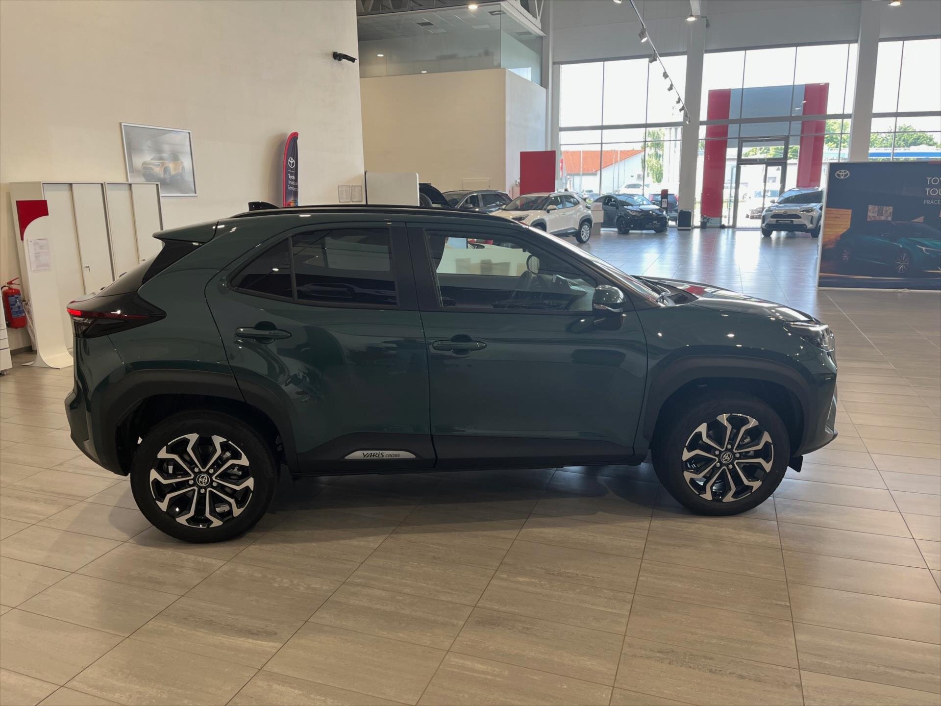Toyota Yaris Cross MPV 1,5 l 96 kw